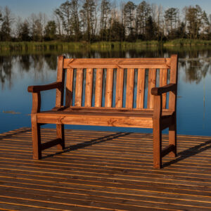 Drewniana ławka ogrodowa Darwin 1,2m z oparciem i podłokietnikami
